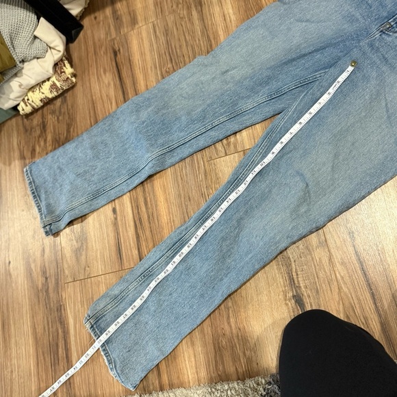 Abercrombie & Fitch Curve Love Ultra High Rise 90s Straight Jean - Picture 8 of 8